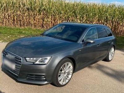 gebraucht Audi A4 2,0 S-Line