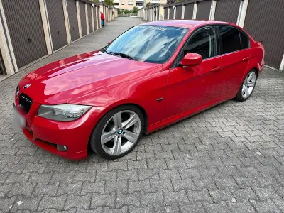 Gebraucht BMW 320 184 PS (135 kW) 2018 Rot Limousine
