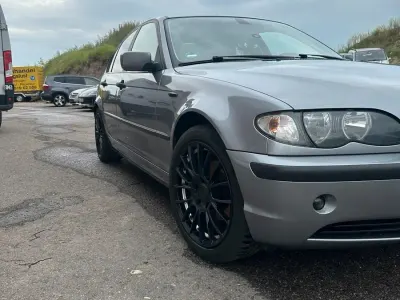 Gebraucht BMW 318 116 PS (85 kW) 2003 Grau Limousine