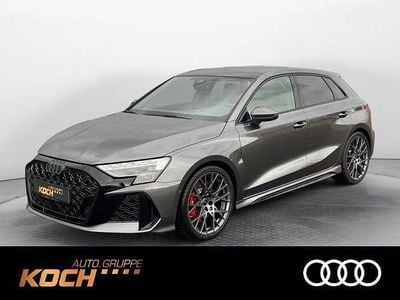 Grau Gebraucht 2025 Audi RS3 Sport Limousine | 62.890 € (Guter Preis)