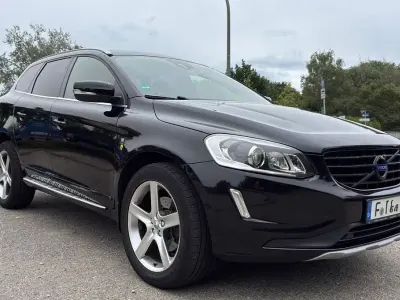Gebraucht Volvo XC60 Ocean Race 220 PS (161 kW) 2015 Schwarz SUV