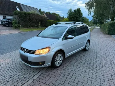 Gebraucht VW Touran 105 PS (77 kW) 2013 Silber Van / Kleinbus
