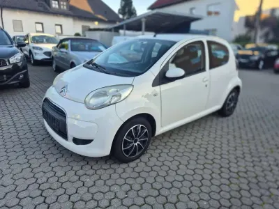 Gebraucht Citroën C1 SELECTION 68 PS (50 kW) 2011 Zu lackieren weiss 068 Kleinwagen