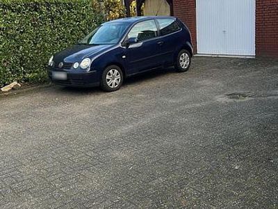 Gebraucht VW Polo 64 PS (47 kW) 2004 Blau Kleinwagen