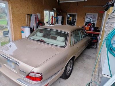 Gebraucht Jaguar XJ8 286 PS (210 kW) 1998 Gold Limousine