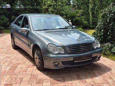 Mercedes C180