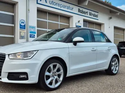 Gebraucht Audi A1 Sportback Design 125 PS (91 kW) 2015 Gletscherweiss (metallic) Kleinwagen