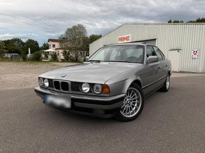 Gebraucht BMW 535 211 PS (155 kW) 1989 Silber Limousine