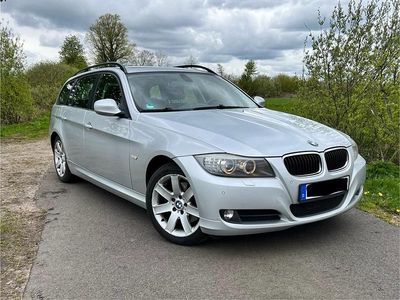 Silber Gebraucht 2009 BMW 320 Kombi | 6.800 € (Fairer Preis)