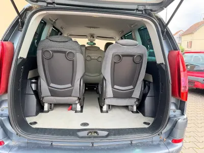 Gebraucht Peugeot 807 107 PS (78 kW) 2008 Grau Van / Kleinbus