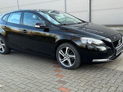 Gebraucht Volvo V40 120 PS (88 kW) 2016 Schwarz Limousine