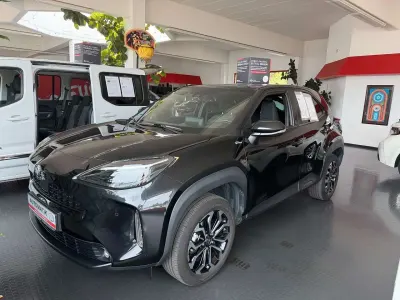 Gebraucht Toyota Yaris Cross Team 116 PS (85 kW) 2022 Schwarz SUV