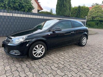 Opel Astra GTC