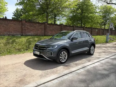 Usata VW T-Roc Style 150 CV (110 kW) 2023 Grigio SUV