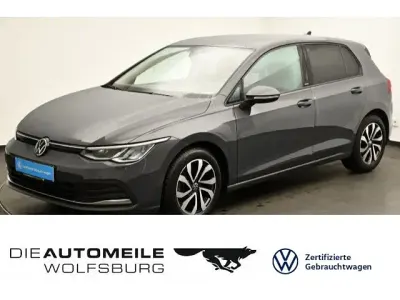 Brugt VW Golf VIII Active 131 HK (96 kW) 2023 Grå Sedan