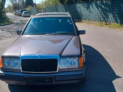 Gebraucht Mercedes E230 130 PS (95 kW) 1992 Kombi