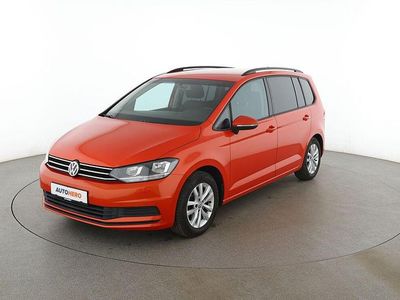 Second-hand VW Touran Comfortline 110 CP (80 kW) 2016 Portocaliu Monovolum