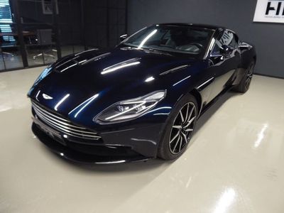 gebraucht Aston Martin DB11 Coupe Touchtronic Launch Edition Carbon 1. Hand