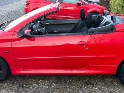 gebraucht Peugeot 206 CC 16Z Felgen, Sportfahrwerk, Auffahrunfall