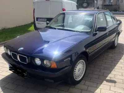 Gebraucht BMW 520 150 PS (110 kW) 1994 Blau Kombi
