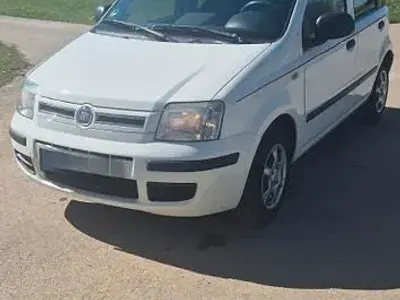 Second-hand Fiat Panda 69 CP (50 kW) 2011 Alb Hatchback