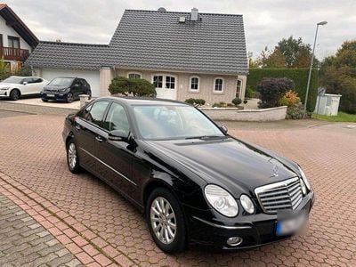 Mercedes E280