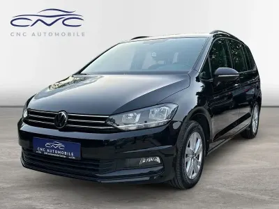 Gebraucht VW Touran 150 PS (110 kW) 2023 Schwarz Van / Kleinbus