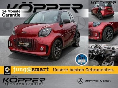 Carmine red Gebraucht 2023 Smart ForTwo Coupé Exclusive Kleinwagen | 16.666 € (Fairer Preis)