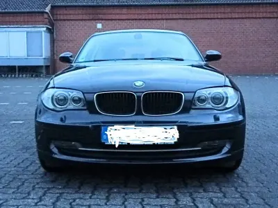 Gebraucht BMW 118 Lifestyle 143 PS (105 kW) 2009 Blau Kleinwagen