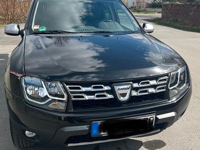 Gebraucht Dacia Duster 105 PS (77 kW) 2014 Schwarz SUV