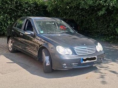 Mercedes C180