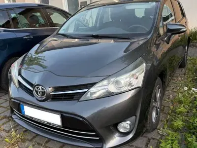 Brugt Toyota Verso 147 HK (108 kW) 2014 Grå MPV