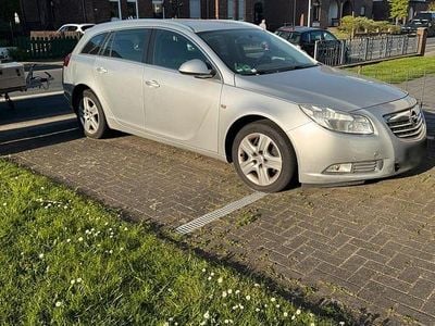 Usata Opel Insignia Sport 130 CV (95 kW) 2012 Grigio Station wagon
