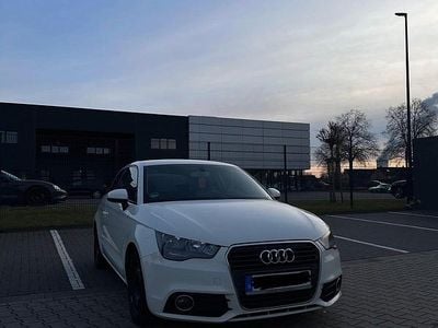 Gebraucht Audi A1 Comfort 106 PS (77 kW) 2010 Beige Kleinwagen