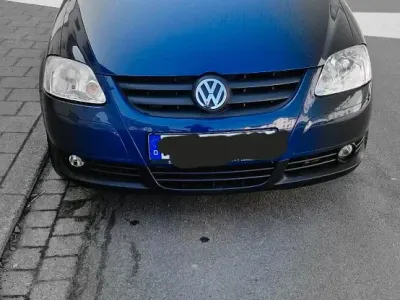 Gebraucht VW Fox 79 PS (58 kW) 2009 Blau Kleinwagen