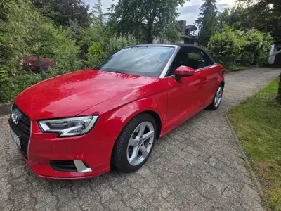 Gebraucht Audi A3 Cabriolet Design 190 PS (139 kW) 2019 Rot Cabrio