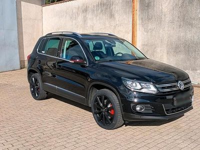 Schwarz Gebraucht 2013 VW Tiguan SUV | 13.200 € (Fairer Preis)