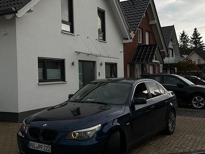 BMW 523