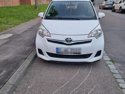 Toyota Verso-S