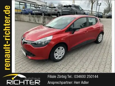 Gebraucht Renault Clio Life 73 PS (53 kW) 2015 Rot Kleinwagen