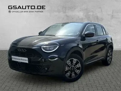 Gebraucht Fiat 600 101 PS (74 kW) 2024 Schwarz SUV