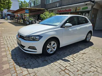 Gebraucht VW Polo Comfortline 65 PS (47 kW) 2018 Pure white Kleinwagen