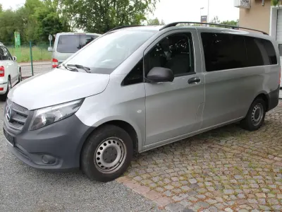 Gebraucht Mercedes Vito 163 PS (119 kW) 2017 Brillantsilber metallic Van