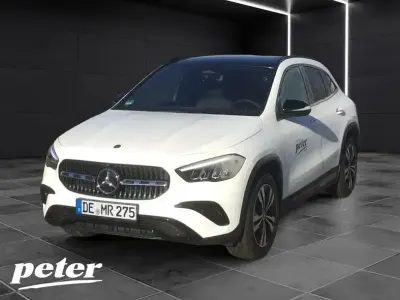 Gebraucht Mercedes GLA220 Progressive 190 PS (139 kW) 2025 Unilack polarweiß SUV
