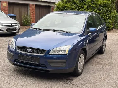 Gebraucht Ford Focus Fun X 101 PS (74 kW) 2006 Blau Limousine