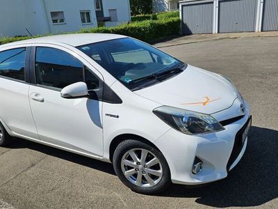 gebraucht Toyota Yaris 1,5-l-VVT-i Hybrid Life Life