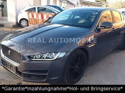 Gebraucht Jaguar XE Prestige 179 PS (131 kW) 2016 Grau Limousine
