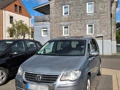 Second-hand VW Touran 105 CP (77 kW) 2009 Gri Monovolum