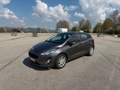 Second-hand Ford Fiesta Cool & Connect 101 CP (74 kW) 2018 Gri Hatchback