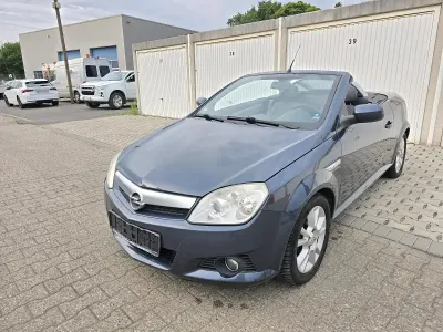 Gebraucht Opel Tigra 125 PS (91 kW) 2006 Blau Cabrio